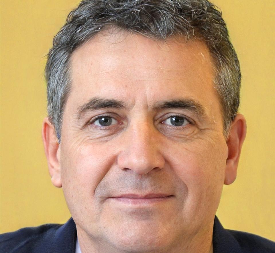 Portrait professionnel de Sébastien Moreau, conseiller financier senior